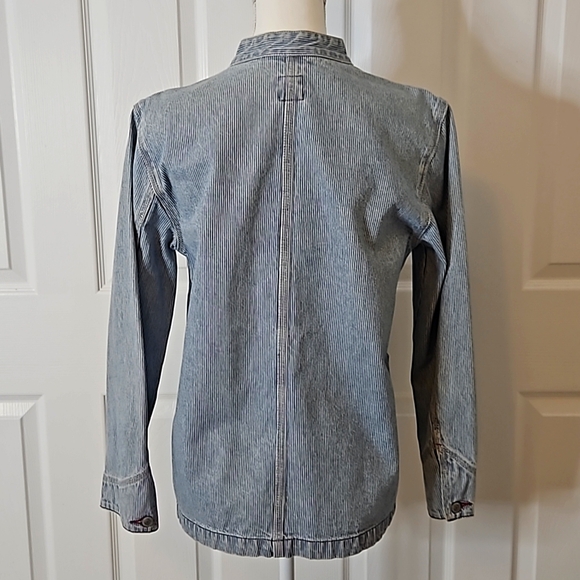 Gap Denim  Vintage Jean Jacket, from the 90's. - Picture 6 of 14